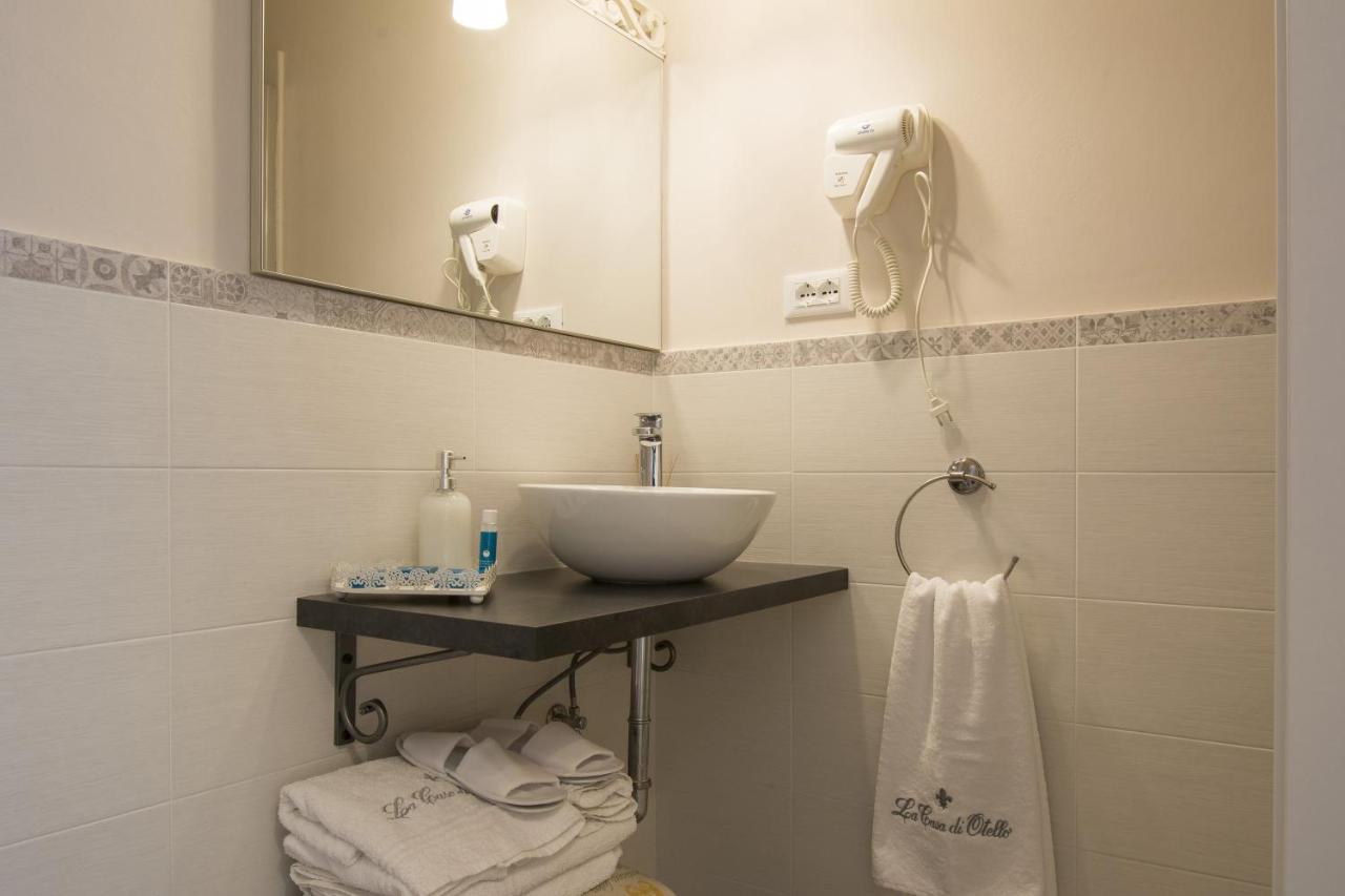 كارمينيانو B&B La Casa Di Otello المظهر الخارجي الصورة